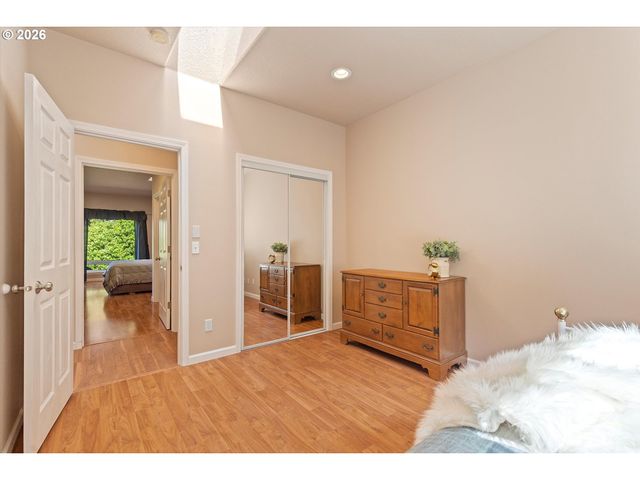 5220 Sw NEAL Ave, Waldport, OR 97394