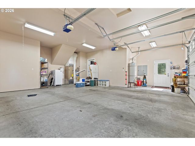 5220 Sw NEAL Ave, Waldport, OR 97394