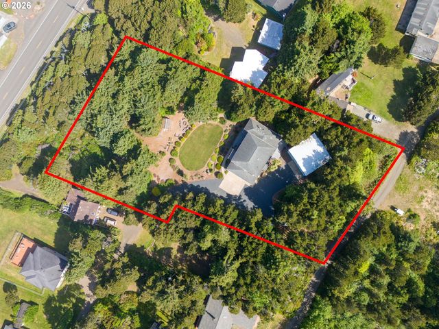 5220 Sw NEAL Ave, Waldport, OR 97394