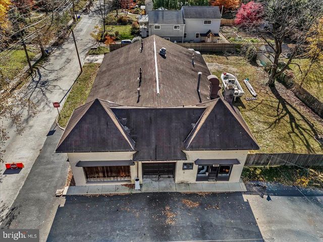 630 YALE AVE, Swarthmore, PA 19081