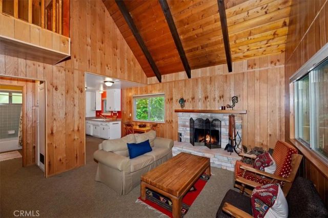 723 Ca-138, Crestline, CA 92325