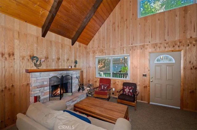 723 Ca-138, Crestline, CA 92325