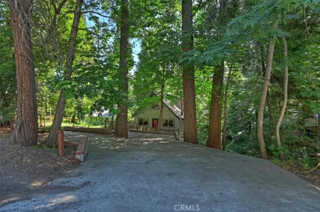 723 Ca-138, Crestline, CA 92325