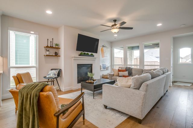 4817 Iron Club Lane, Carrollton, TX 75010