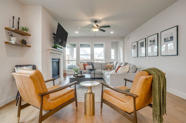 4817 Iron Club Lane, Carrollton, TX 75010