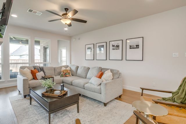 4817 Iron Club Lane, Carrollton, TX 75010