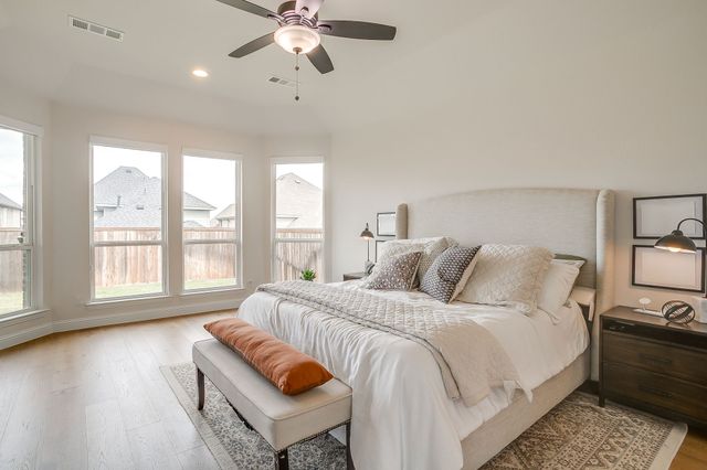 4817 Iron Club Lane, Carrollton, TX 75010