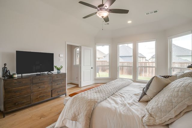 4817 Iron Club Lane, Carrollton, TX 75010