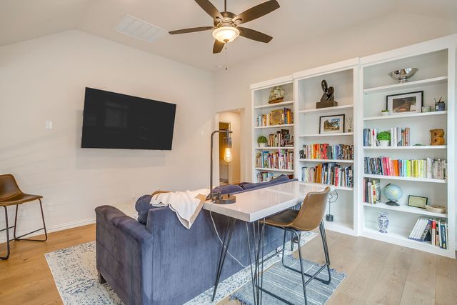 4817 Iron Club Lane, Carrollton, TX 75010