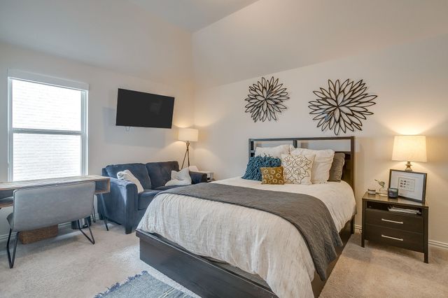 4817 Iron Club Lane, Carrollton, TX 75010