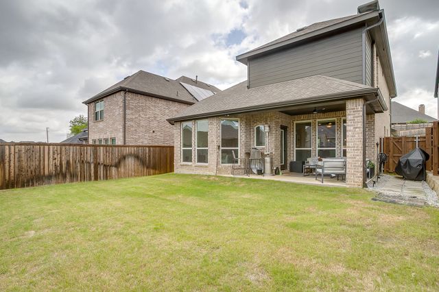 4817 Iron Club Lane, Carrollton, TX 75010