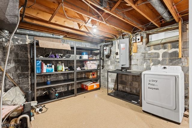 88 Tall Oaks Dr, East Brunswick Twp., NJ 08816