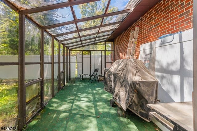 88 Tall Oaks Dr, East Brunswick Twp., NJ 08816