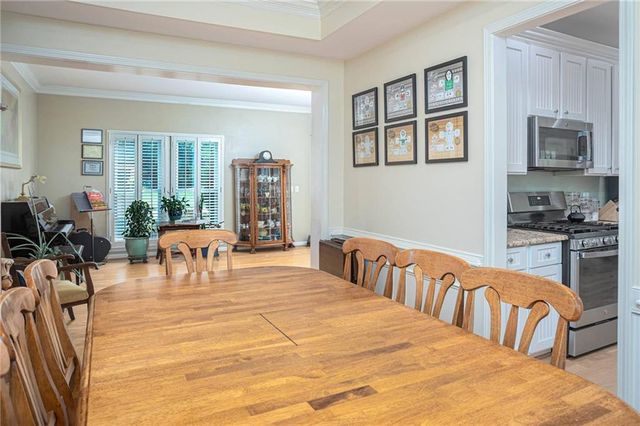 5060 Magnolia Walk, Roswell, GA 30075