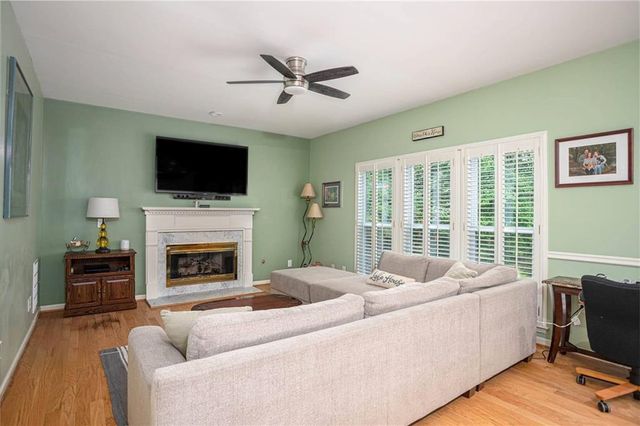 5060 Magnolia Walk, Roswell, GA 30075