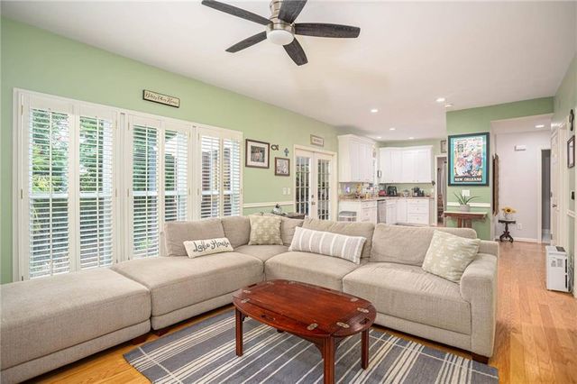 5060 Magnolia Walk, Roswell, GA 30075