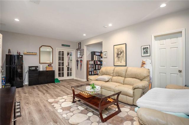 5060 Magnolia Walk, Roswell, GA 30075