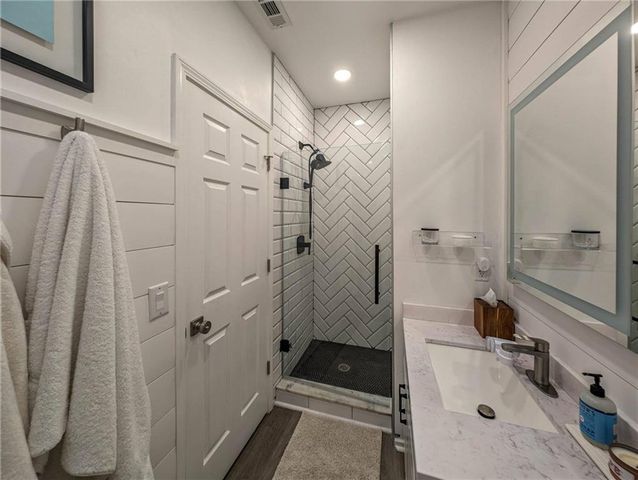 5060 Magnolia Walk, Roswell, GA 30075