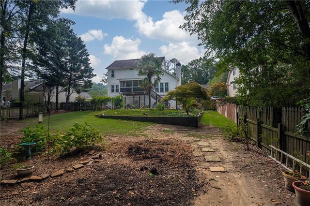 5060 Magnolia Walk, Roswell, GA 30075