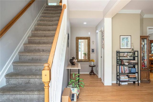 5060 Magnolia Walk, Roswell, GA 30075