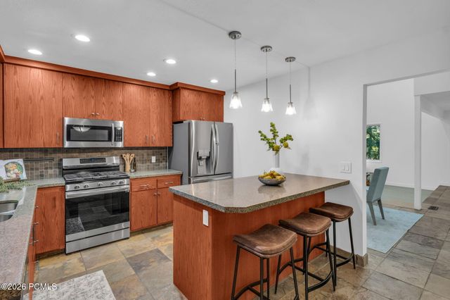10062 S Bell Canyon Circle, Sandy, UT 84092