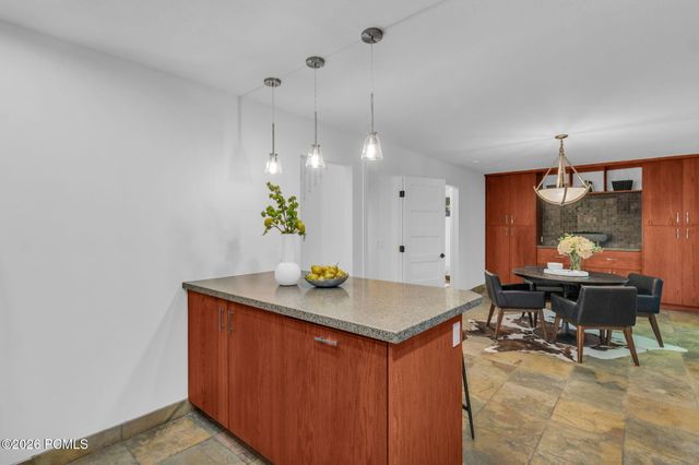 10062 S Bell Canyon Circle, Sandy, UT 84092