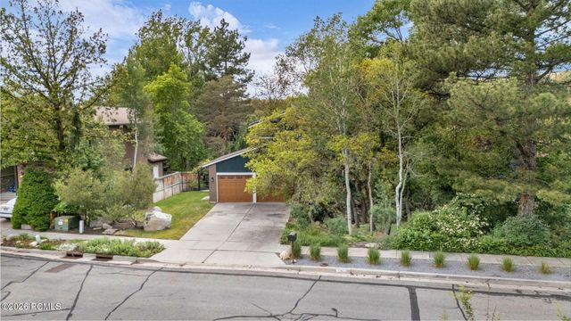 10062 S Bell Canyon Circle, Sandy, UT 84092