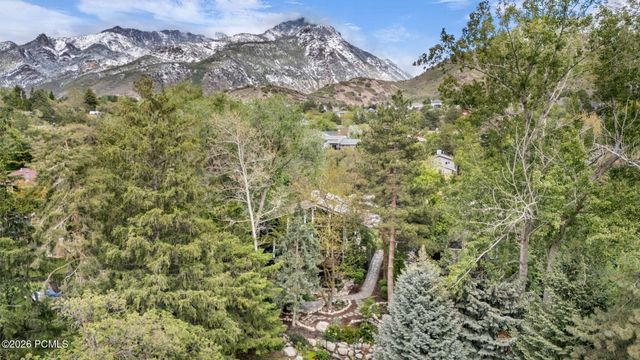 10062 S Bell Canyon Circle, Sandy, UT 84092