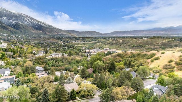 10062 S Bell Canyon Circle, Sandy, UT 84092