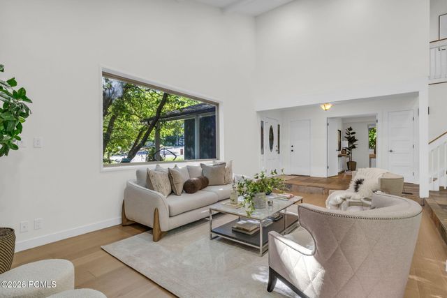 10062 S Bell Canyon Circle, Sandy, UT 84092