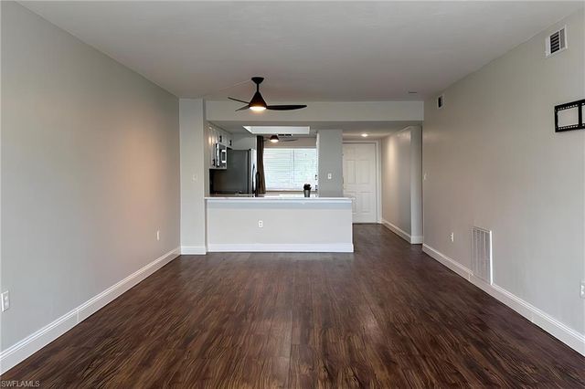 15171 Cedarwood LN 3202, Naples, FL 34110