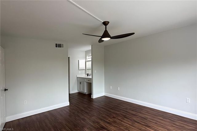 15171 Cedarwood LN 3202, Naples, FL 34110