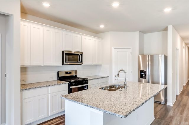 4905 Hazelnut LN, Del Valle, TX 78617