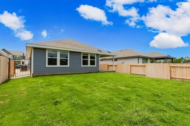 4905 Hazelnut LN, Del Valle, TX 78617