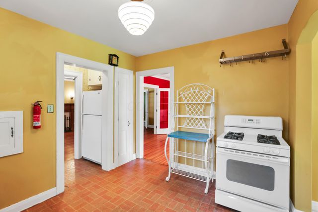 297 S James Road, Columbus, OH 43213