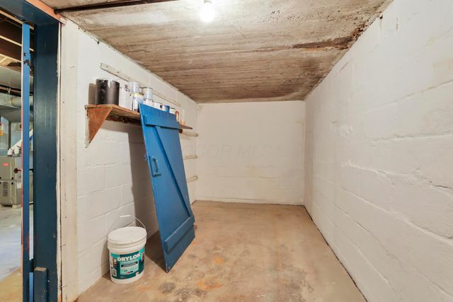 297 S James Road, Columbus, OH 43213