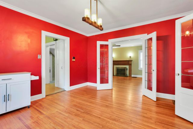 297 S James Road, Columbus, OH 43213
