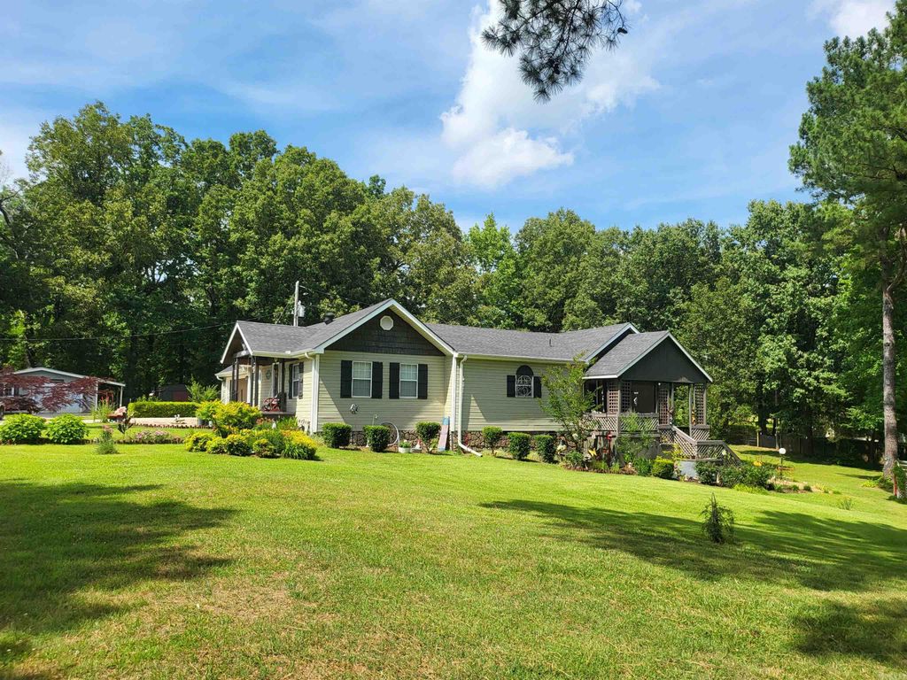 96 County Road 3192 Road, Jonesboro, AR 72401