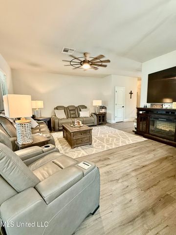 13312 Hilliard Street, D'iberville, MS 39540
