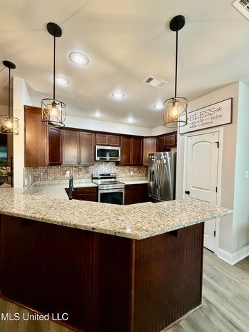 13312 Hilliard Street, D'iberville, MS 39540