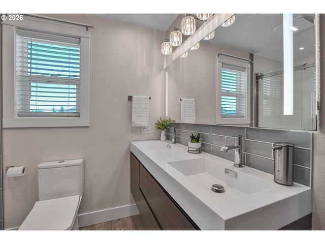 15316 Ne 13TH Cir, Vancouver, WA 98684