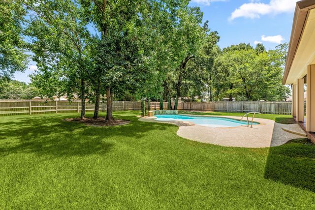 6914 Dillon Drive, Magnolia, TX 77354