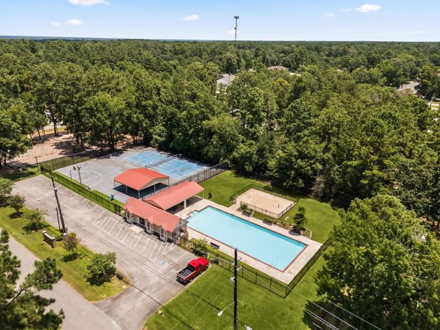 6914 Dillon Drive, Magnolia, TX 77354