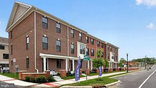 31 CLEMENTON RD E, Gibbsboro, NJ 08026