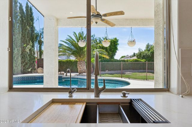 17658 N 52ND Place, Scottsdale, AZ 85254