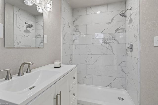 1302 Sierra DR, Suffolk, VA 23434