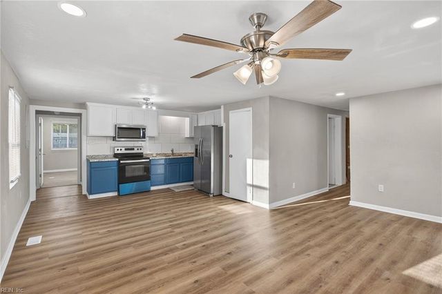 1302 Sierra DR, Suffolk, VA 23434