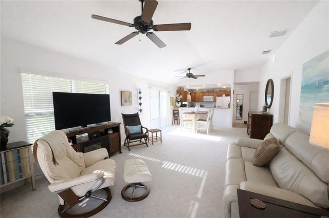 437 JARQUIN WAY, The Villages, FL 32162
