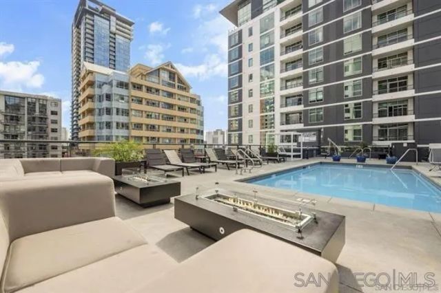 425 W Beech St 1003, San Diego, CA 92101