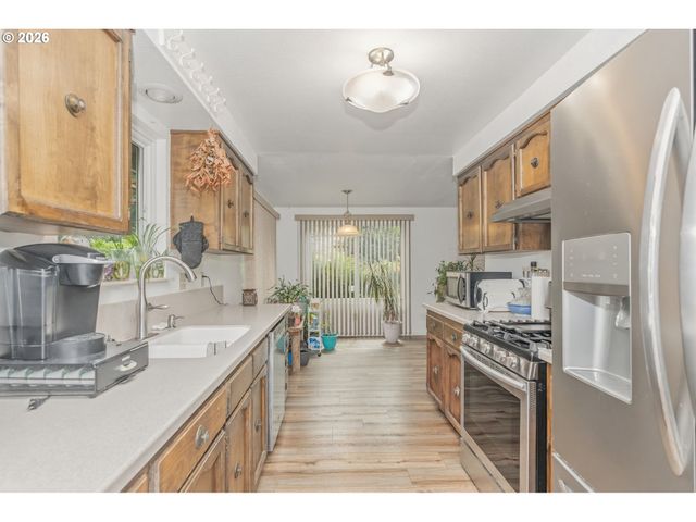 125 SUSAN St, Myrtle Creek, OR 97457